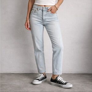 Levi’s Wedgie Straight Jeans Light Bleached Wash Women’s 28